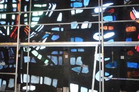 Glasfenster-vor-der-Restaurierung