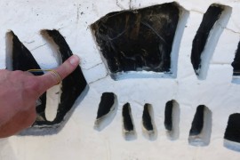 Risse-auf-der-Betonfassade